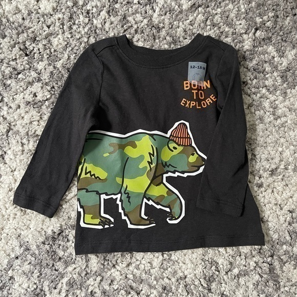 Born to explore old navy long sleeve top - Picture 1 of 3